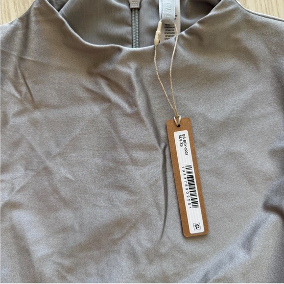 SKIMS Disco Mock Neck Bodysuit - Picture 2 of 5